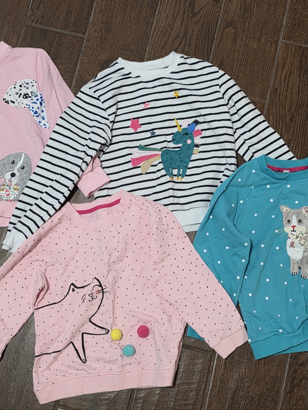 Lot Of 4 Sweatshirts